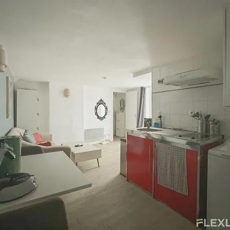 Immeuble L'Hopital Apartment *